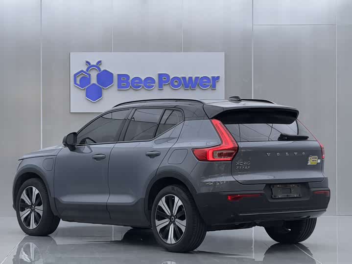 Фото 6 - Volvo XC40 EV