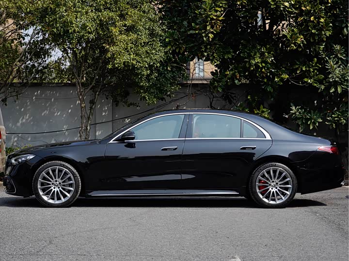 Фото 3 - Mercedes-Benz S-Class