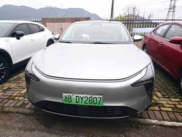 Фото 2 - Geely Jiyue 07