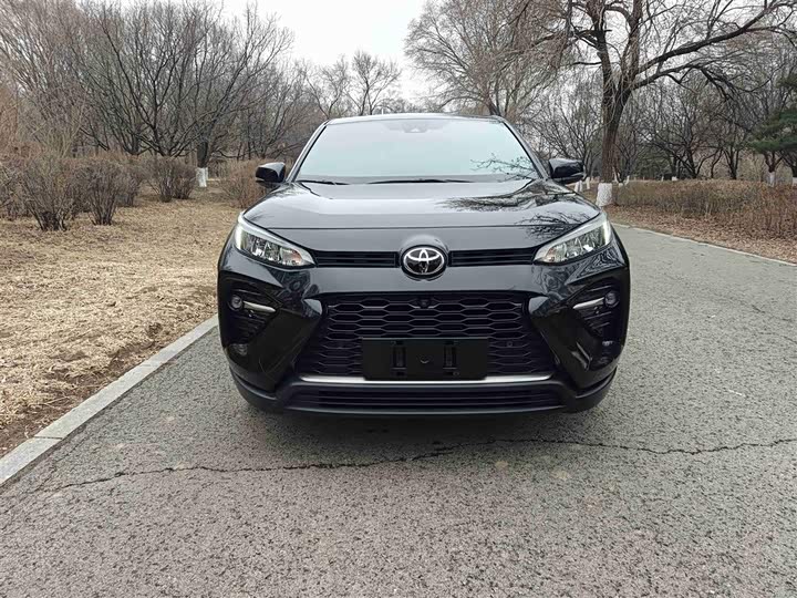 Photo 2 - Toyota Wildlander