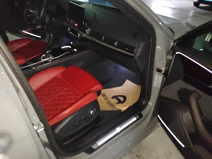 Фото 8 - Audi S4