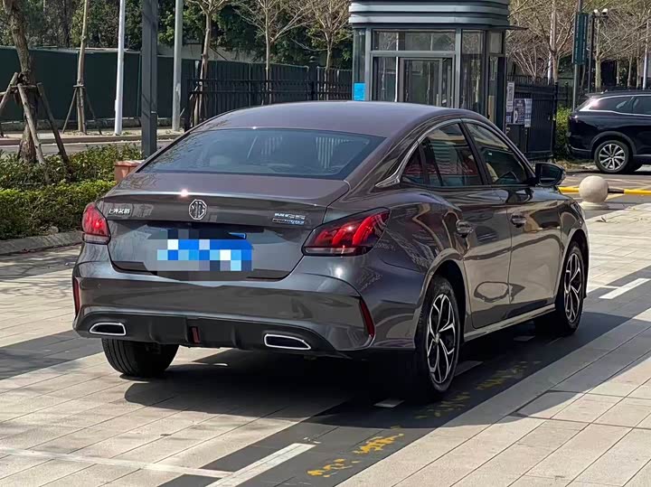 Фото 7 - MG Motor 5