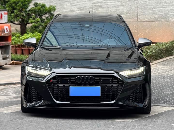 Фото 2 - Audi RS 6