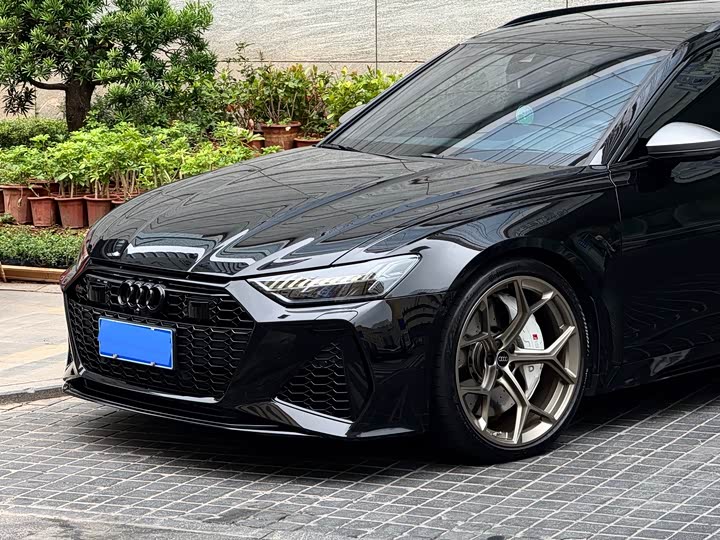 Фото 3 - Audi RS 6