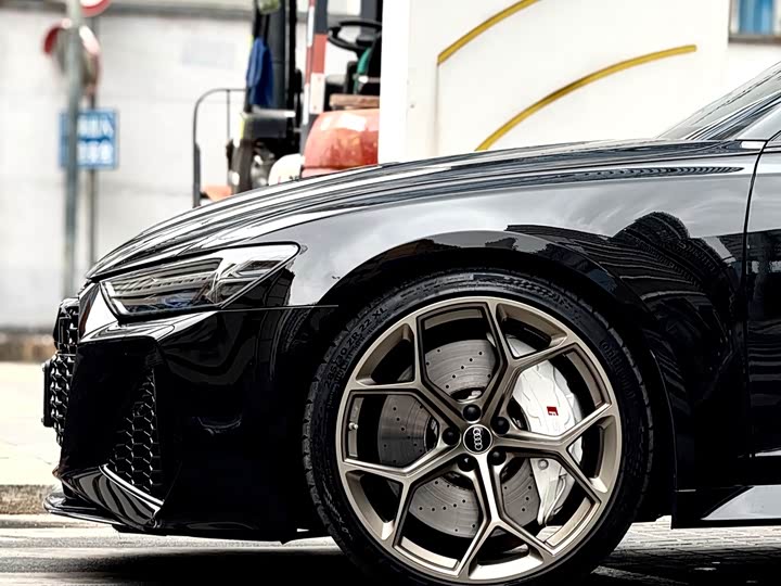 Фото 7 - Audi RS 6