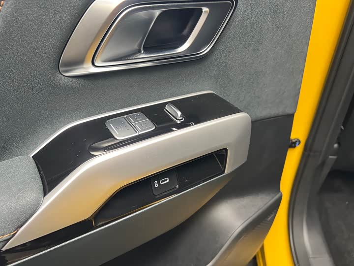 Фото 7 - Changan Deepal G318