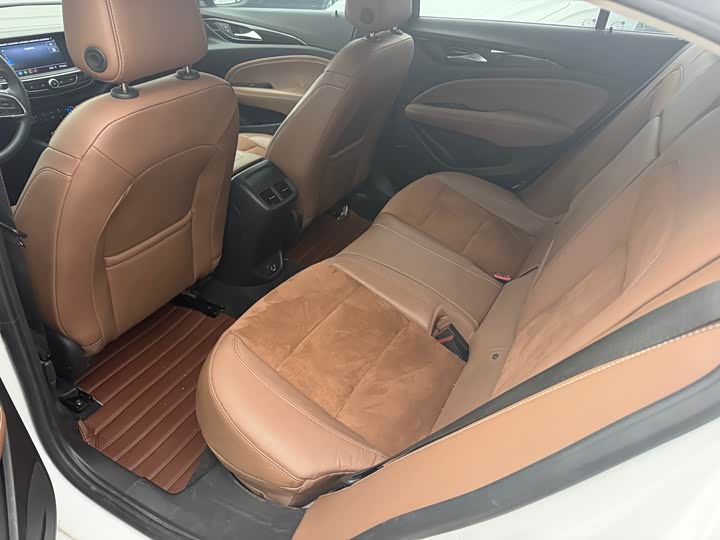 Фото 5 - Buick Regal