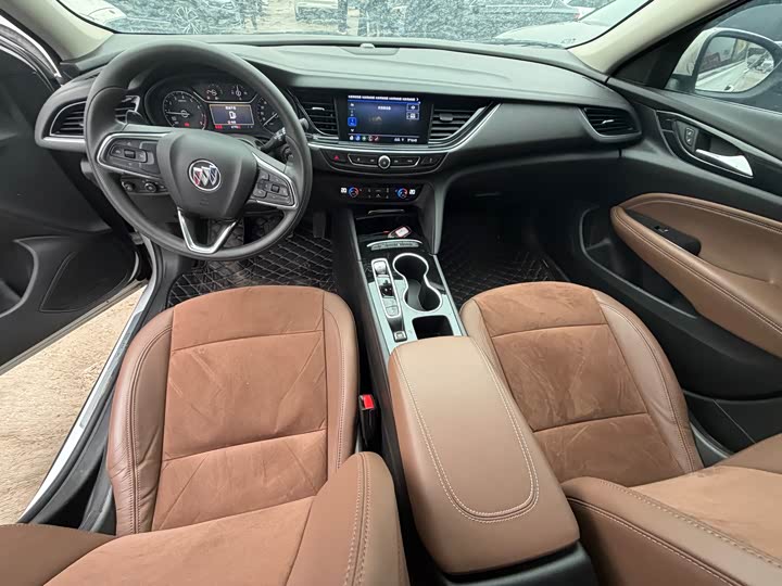 Фото 7 - Buick Regal