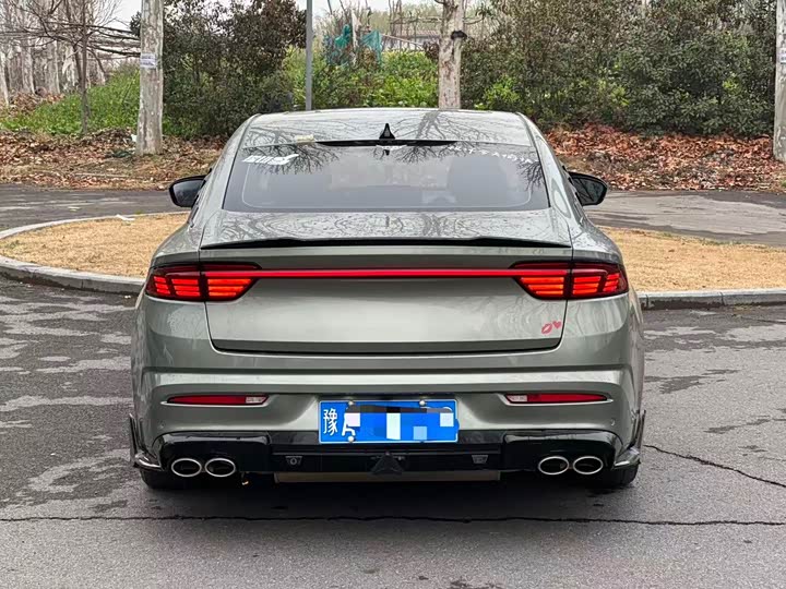 Фото 8 - Geely Preface