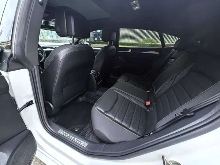 Фото 4 - Volkswagen CC