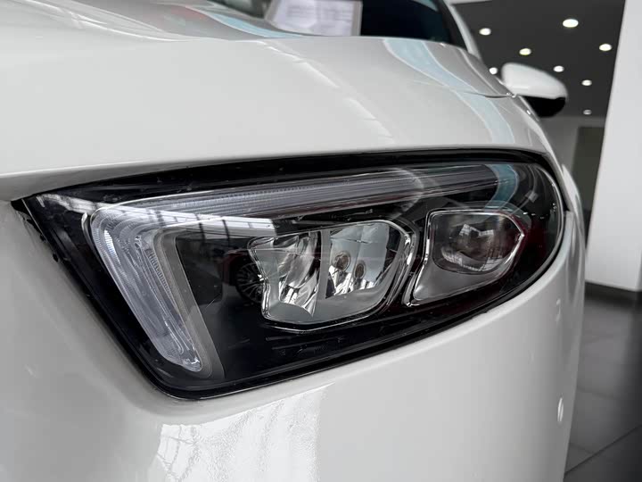 Фото 7 - Mercedes-Benz A-Class