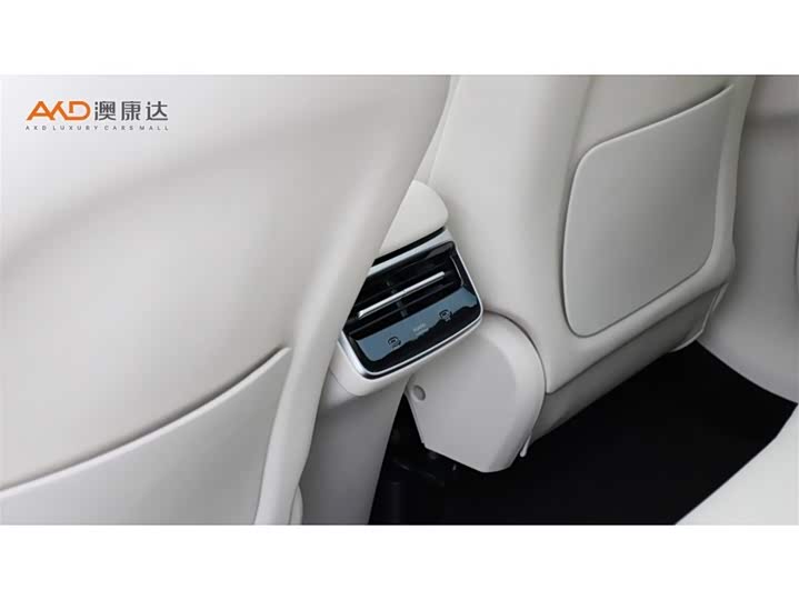 Фото 9 - Luxeed R7