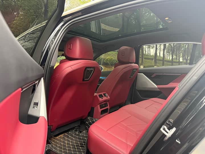 Фото 8 - BMW 5 Series