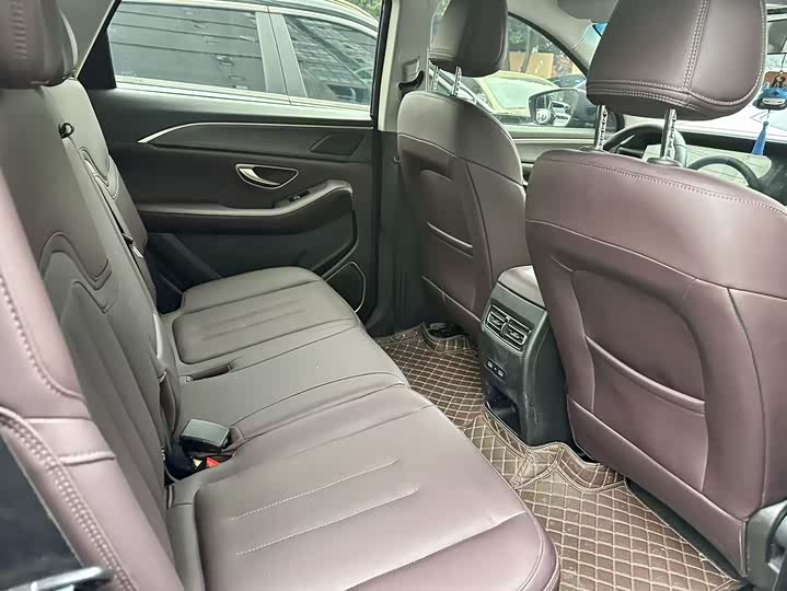 Photo 6 - Jetour X90 Plus