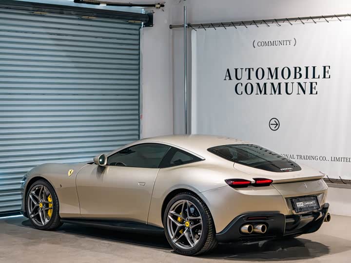 Фото 4 - Ferrari Roma