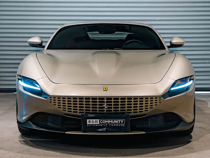 Фото 5 - Ferrari Roma