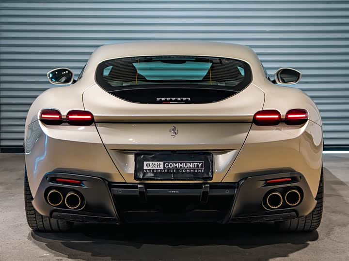 Фото 6 - Ferrari Roma