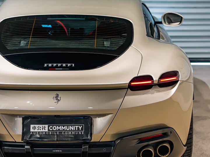 Фото 7 - Ferrari Roma