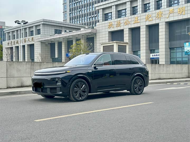 Фото 2 - LiXiang L7