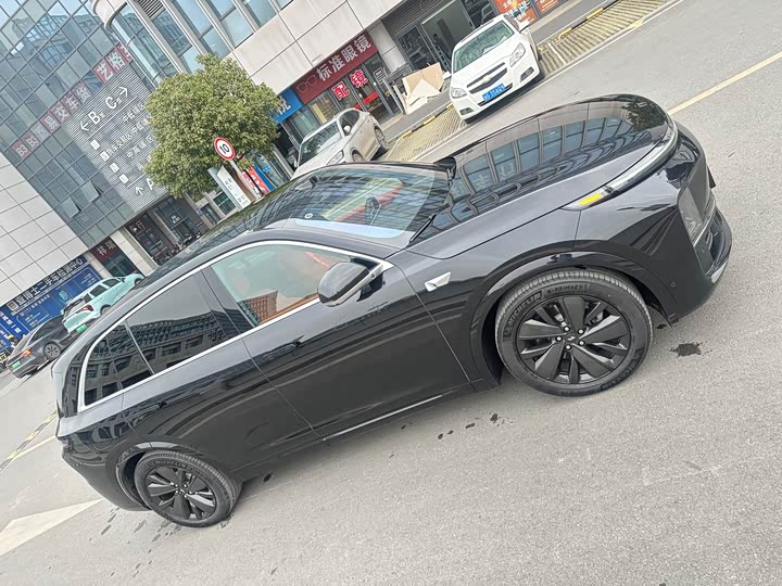 Фото 6 - LiXiang L7