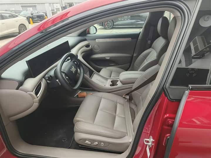 Photo 4 - IM motors L6