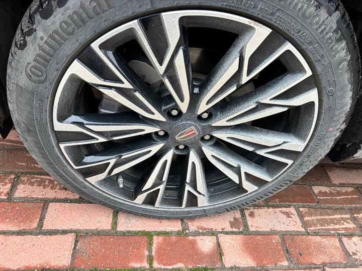 Photo 3 - Hongqi HS5