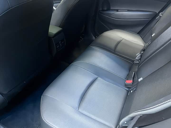 Photo 5 - Toyota Frontlander