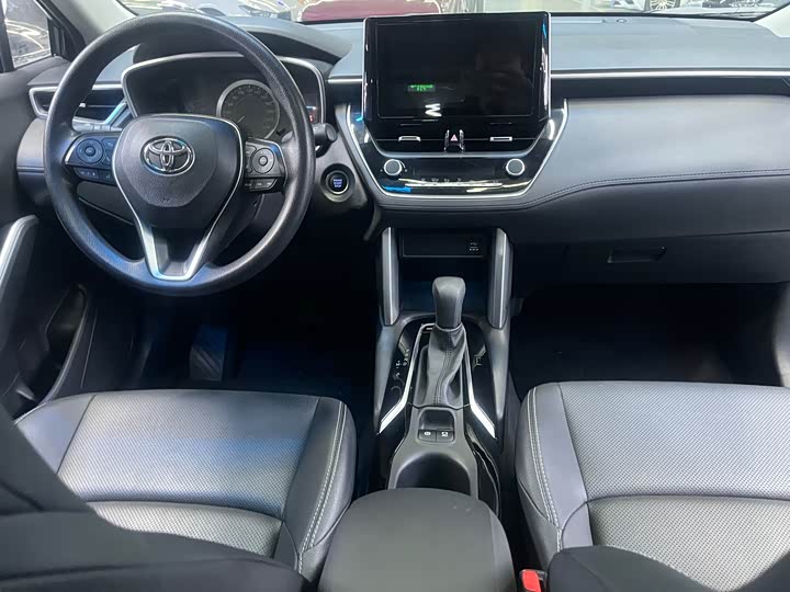 Photo 8 - Toyota Frontlander