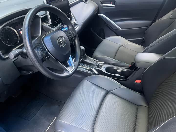 Photo 9 - Toyota Frontlander