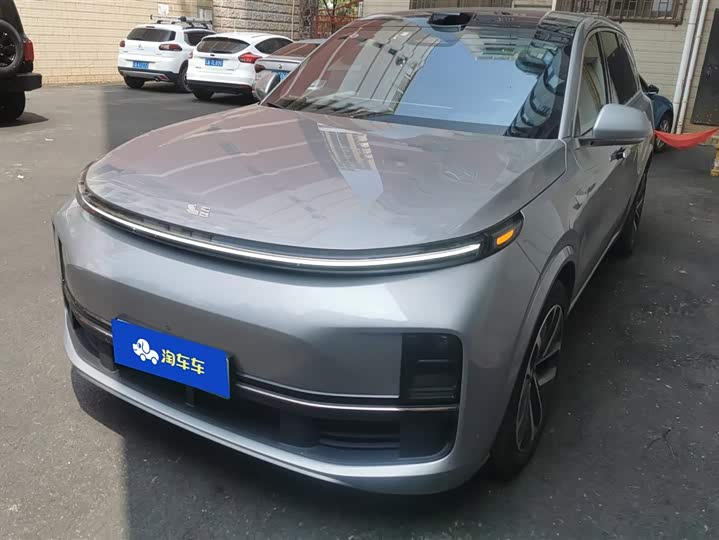 Фото 1 - LiXiang L9