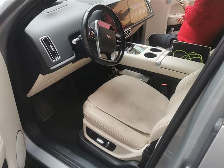 Фото 9 - LiXiang L9