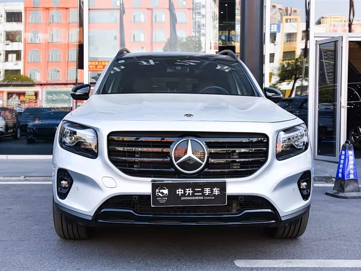 Фото 2 - Mercedes-Benz GLB-Class