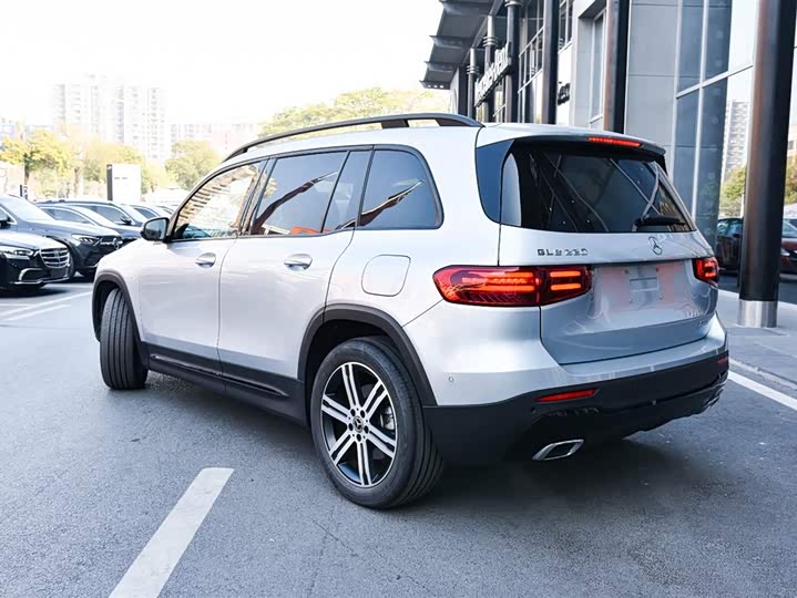 Фото 5 - Mercedes-Benz GLB-Class