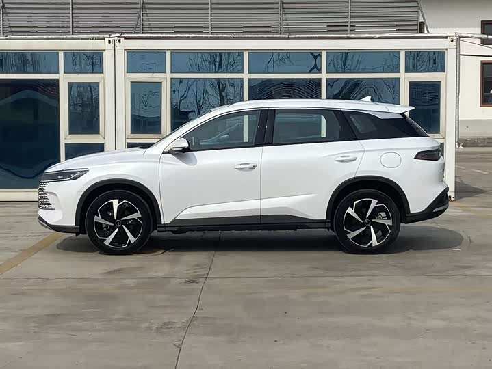 Фото 3 - BYD Sea Lion 05 DM-i Hybrid