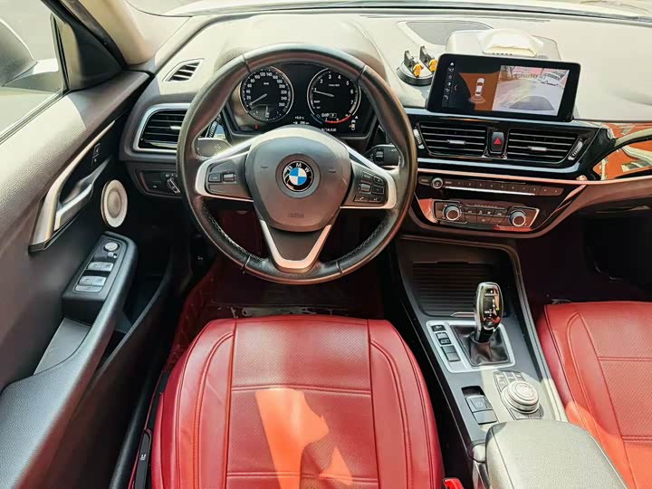 Photo 9 - BMW 1 Series