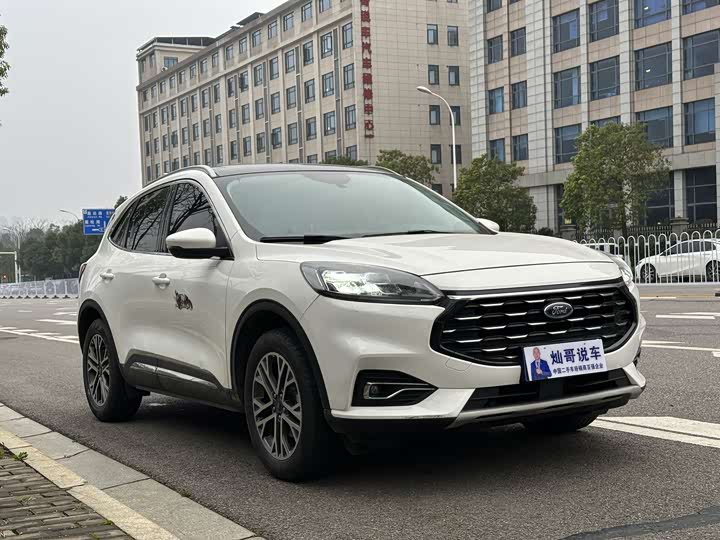 Фото 3 - Ford Escape