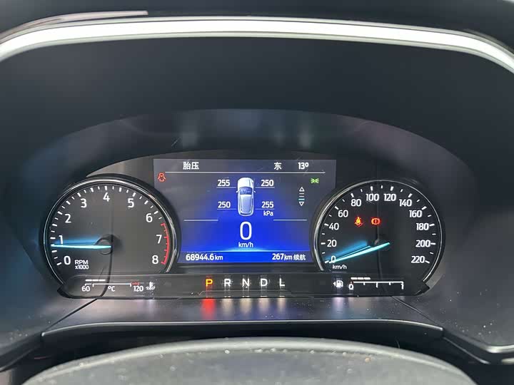 Фото 5 - Ford Escape