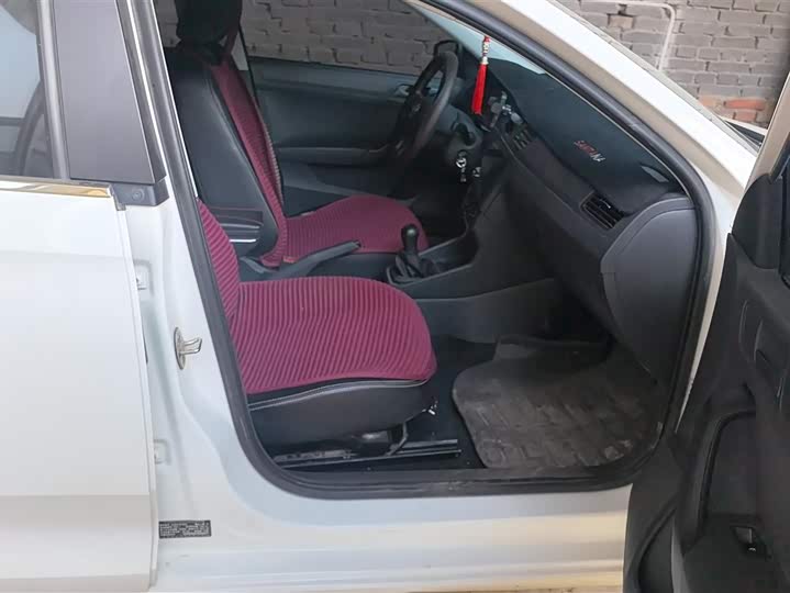 Фото 8 - Volkswagen Santana