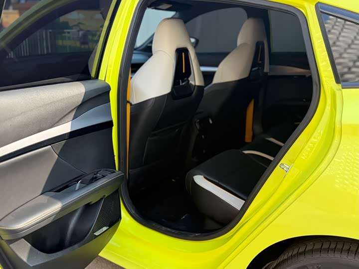 Фото 5 - MG Motor 5 Scorpio