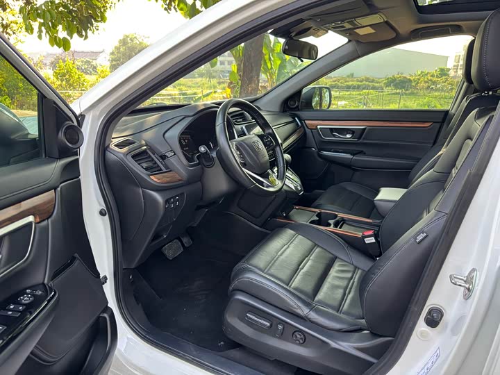 Photo 5 - Honda CR-V