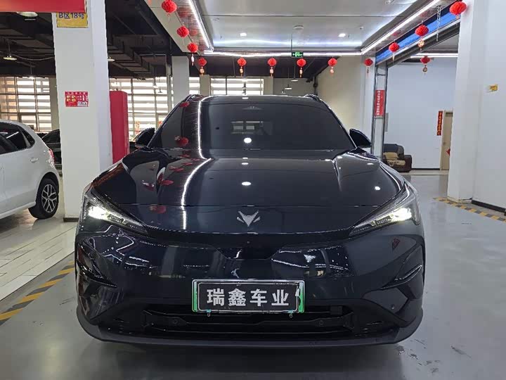 Photo 2 - BAIC Arcfox Alpha T5