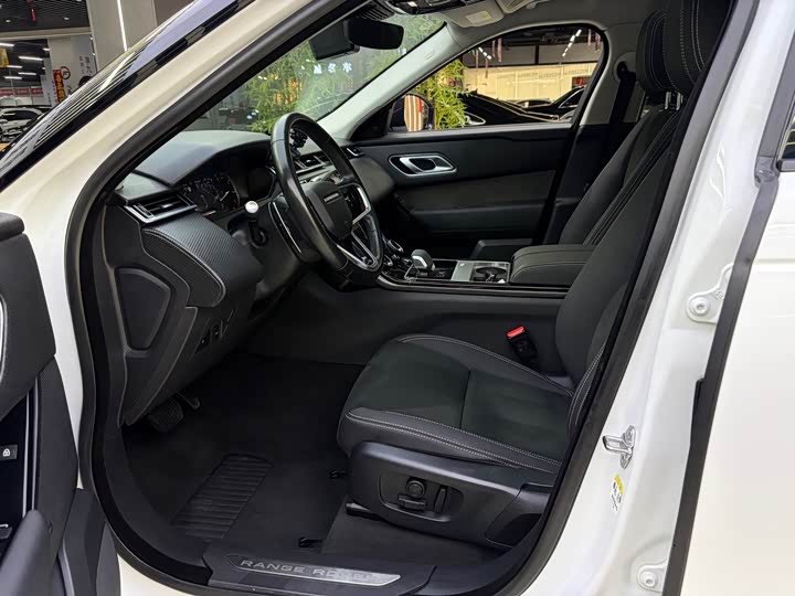 Фото 4 - Land Rover Range Rover Velar