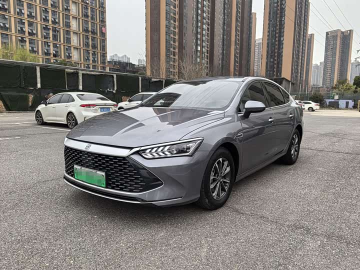 Фото 1 - BYD Qin Plus