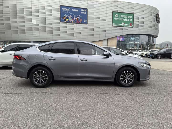 Фото 8 - BYD Qin Plus