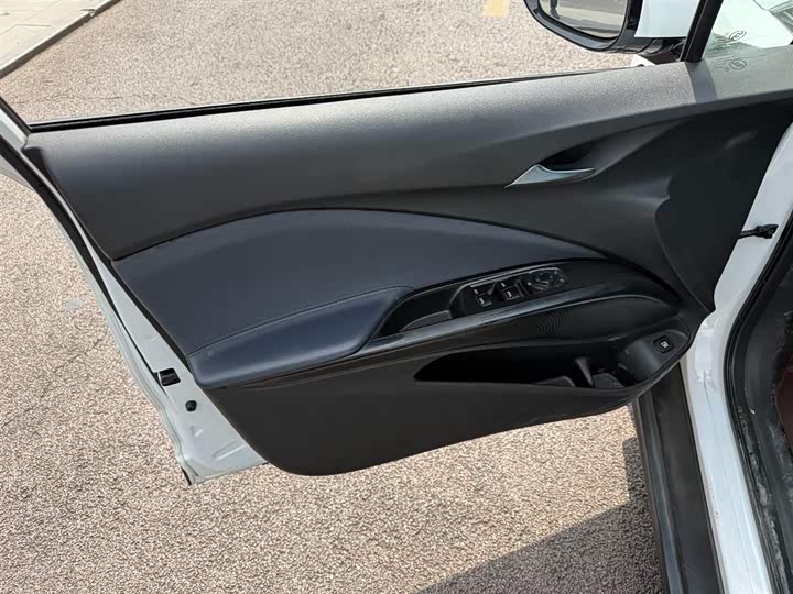 Фото 6 - Buick Velite 6