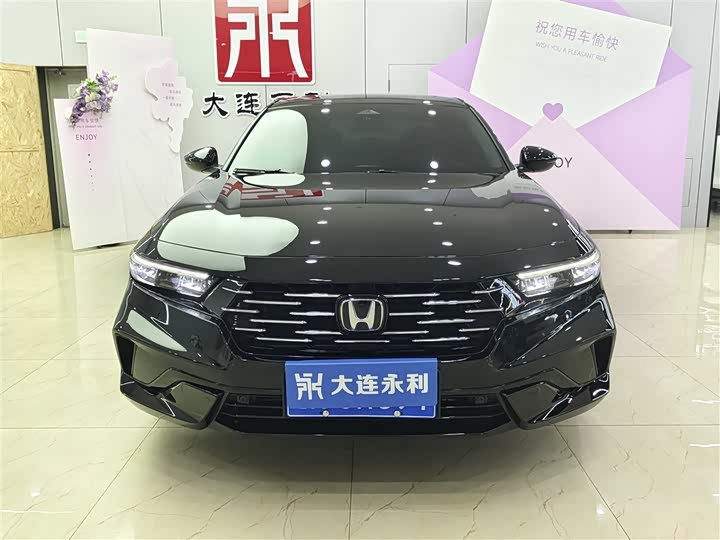 Фото 2 - Honda Accord