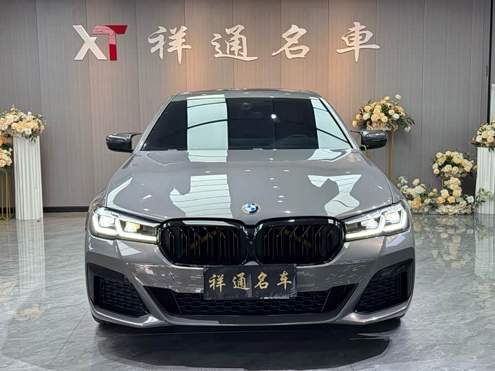 Фото 2 - BMW 5 Series