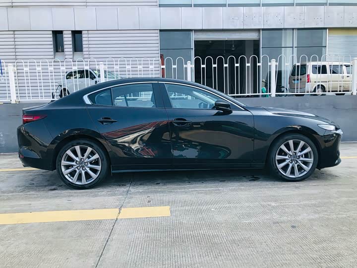 Фото 6 - Mazda 3 (Axela)