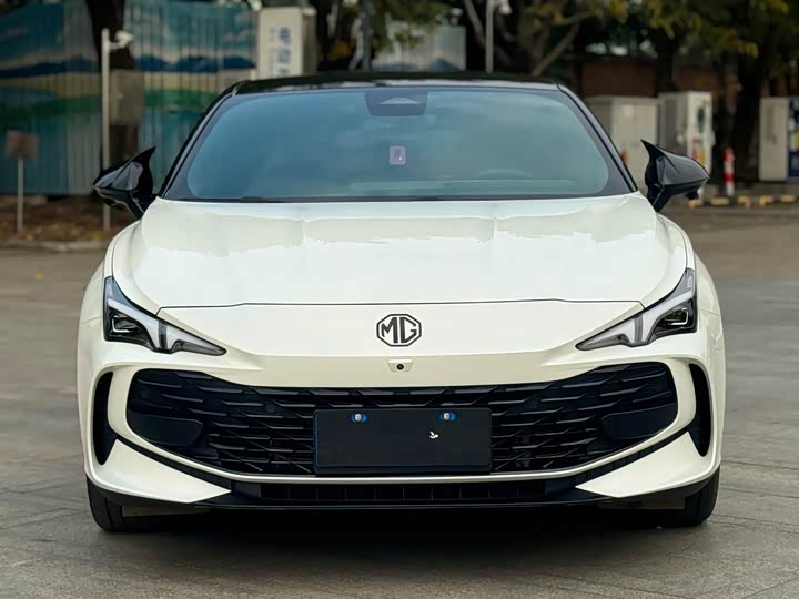 Фото 2 - MG Motor 7