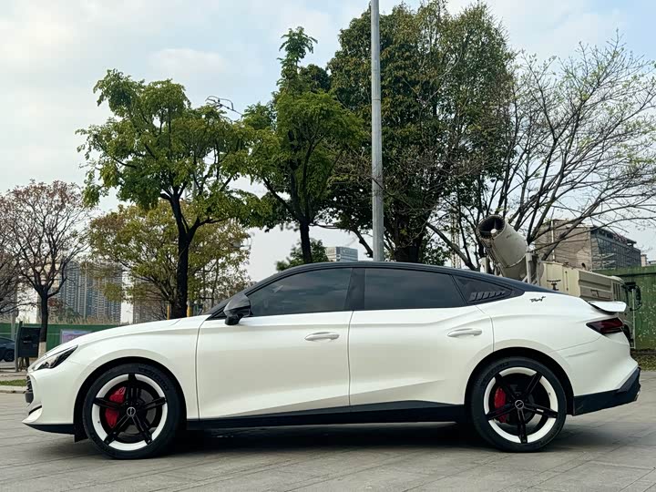 Фото 5 - MG Motor 7